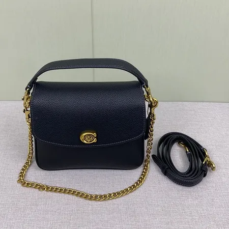 コーチ ショルダーバッグ