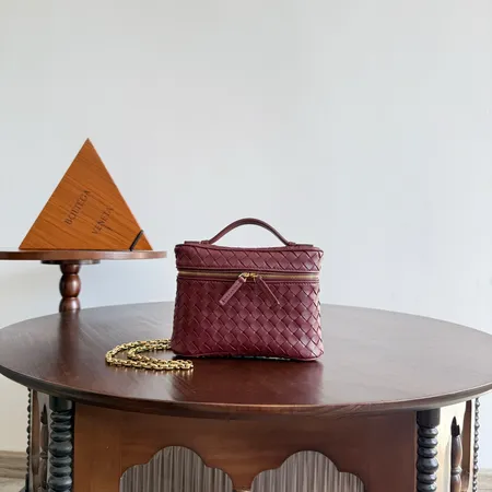 ボッテガ ヴェネタ ハンドバッグ