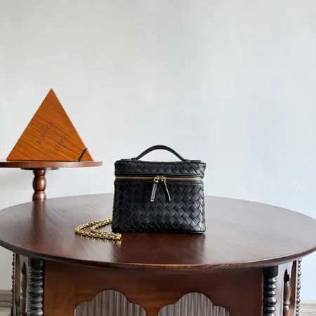 ボッテガ ヴェネタ ハンドバッグ