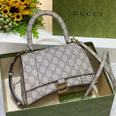 グッチ ハンドバッグ