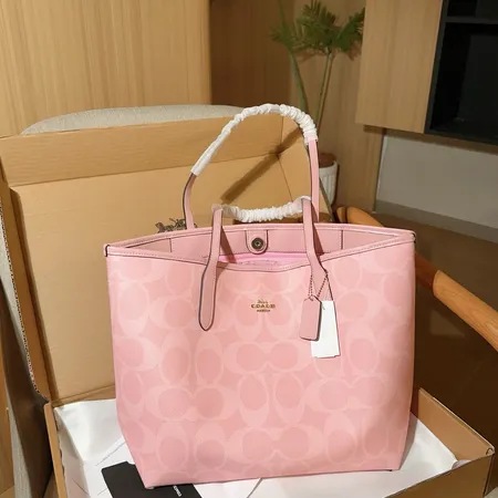 コーチ ハンドバッグ