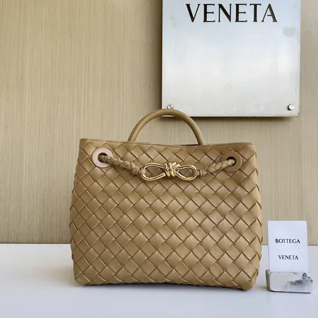 ボッテガ ヴェネタ ハンドバッグ
