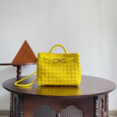 ボッテガ ヴェネタ ハンドバッグ