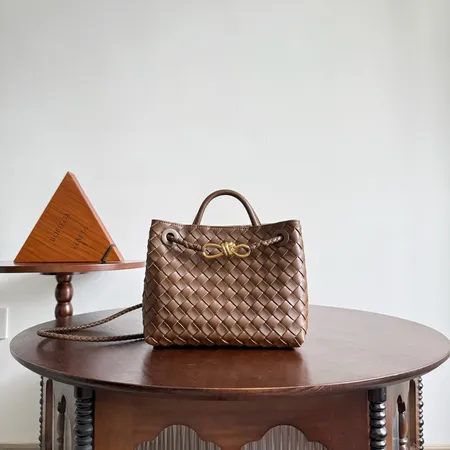 ボッテガ ヴェネタ ハンドバッグ