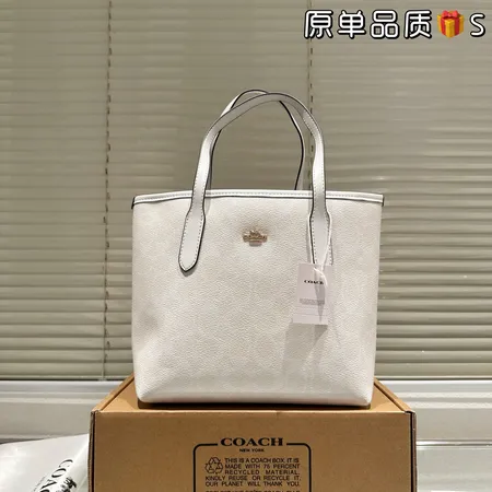 コーチ ハンドバッグ