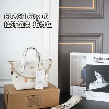 コーチ ハンドバッグ