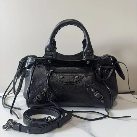 バレンシアガ ハンドバッグ