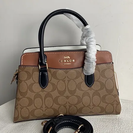 コーチ ハンドバッグ