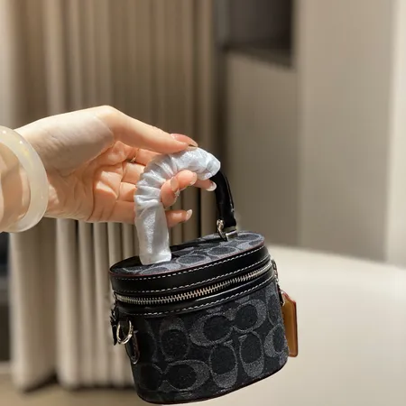 コーチ ハンドバッグ