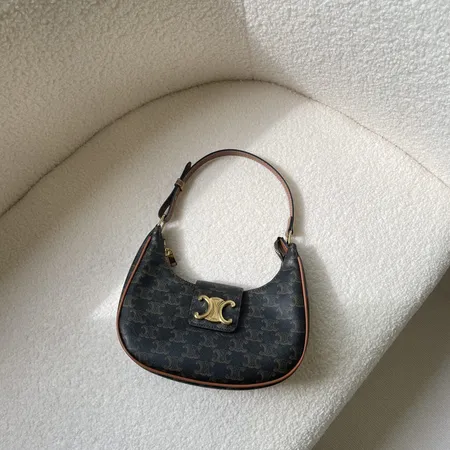 セリーヌ ハンドバッグ