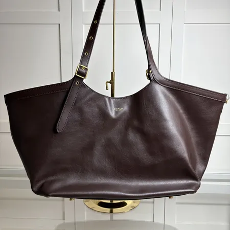 コーチ ハンドバッグ