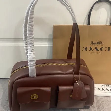 コーチ ハンドバッグ