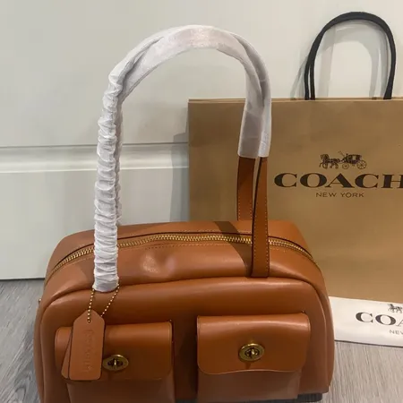 コーチ ハンドバッグ