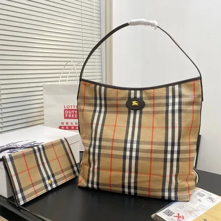 バーバリー ス ハンドバッグ