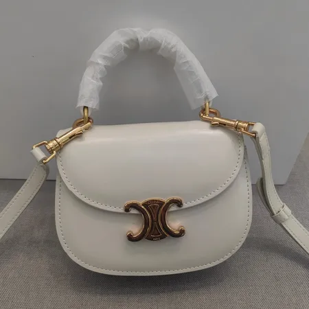 セリーヌ ハンドバッグ