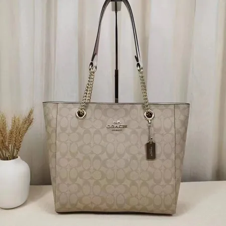 コーチ ショルダーバッグ