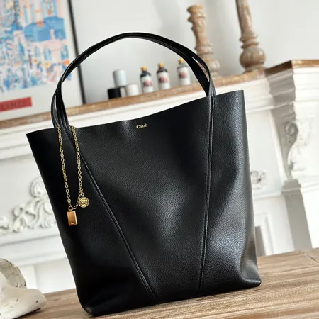 クロエ ハンドバッグ