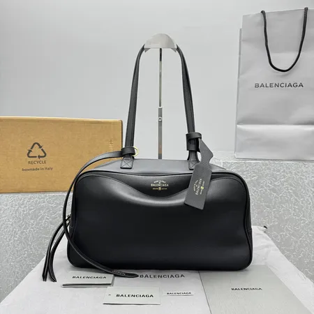 バレンシアガ ハンドバッグ