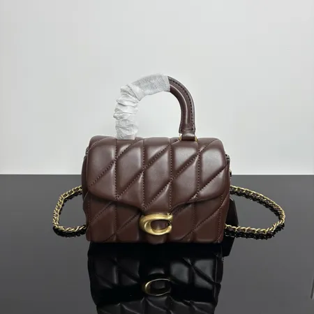 コーチ ハンドバッグ