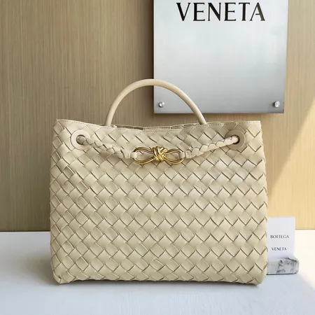 ボッテガ ヴェネタ ハンドバッグ