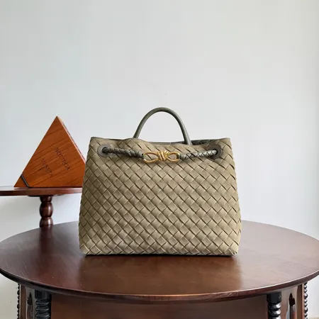 ボッテガ ヴェネタ ハンドバッグ