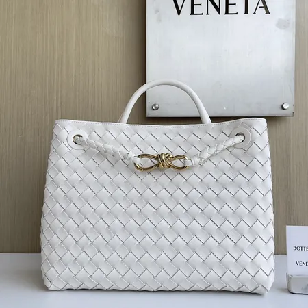 ボッテガ ヴェネタ ハンドバッグ