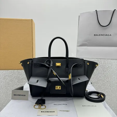 バレンシアガ ハンドバッグ