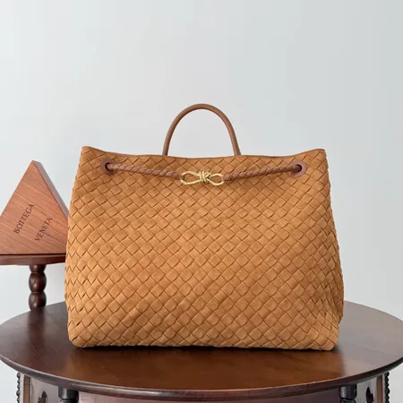 ボッテガ ヴェネタ ハンドバッグ