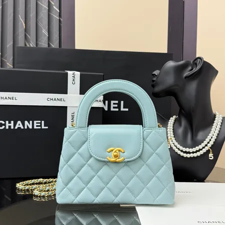 シャネル ハンドバッグ