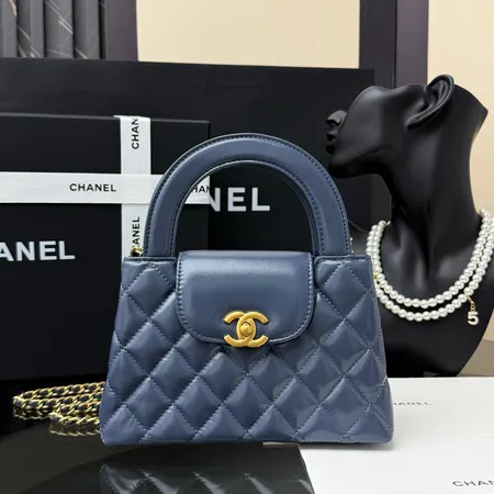 シャネル ハンドバッグ