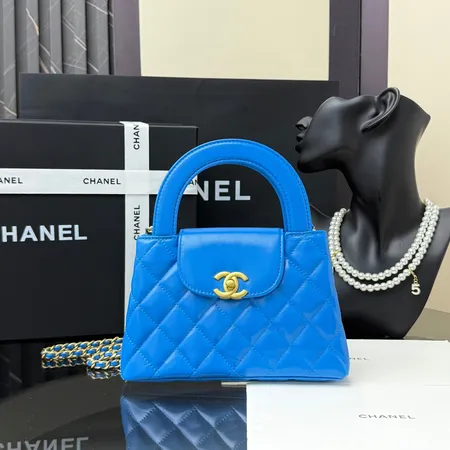 シャネル ハンドバッグ