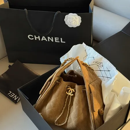 シャネル ハンドバッグ