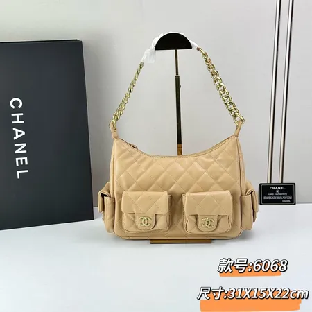 シャネル ショルダーバッグ