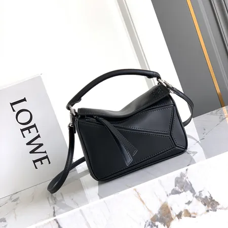 ロエベ ハンドバッグ