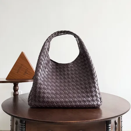 ボッテガ ヴェネタ ハンドバッグ