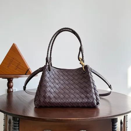 ボッテガ ヴェネタ ハンドバッグ