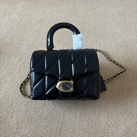 コーチ ハンドバッグ