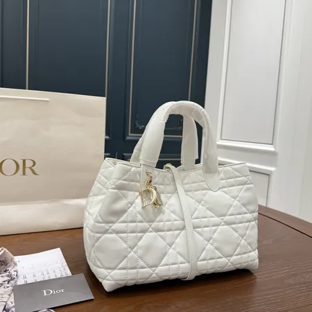 ディオール ハンドバッグ