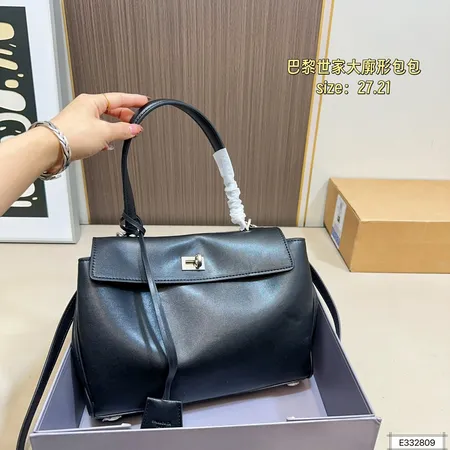 バレンシアガ ハンドバッグ