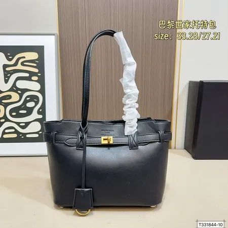 バレンシアガ ハンドバッグ