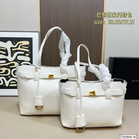 バレンシアガ ハンドバッグ