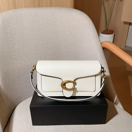 コーチ ハンドバッグ