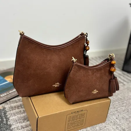 コーチ ハンドバッグ