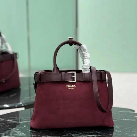 プラダ ハンドバッグ