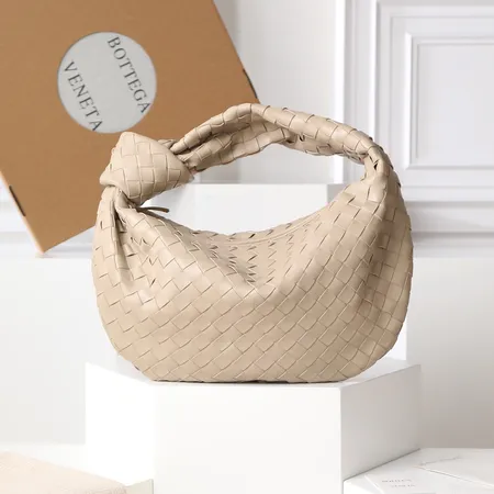 ボッテガ ヴェネタ ハンドバッグ