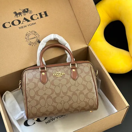 コーチ ハンドバッグ