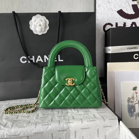 シャネル ハンドバッグ