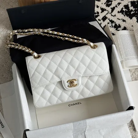 シャネル ショルダーバッグ