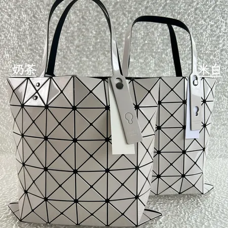 イッセイ ミヤケ ハンドバッグ