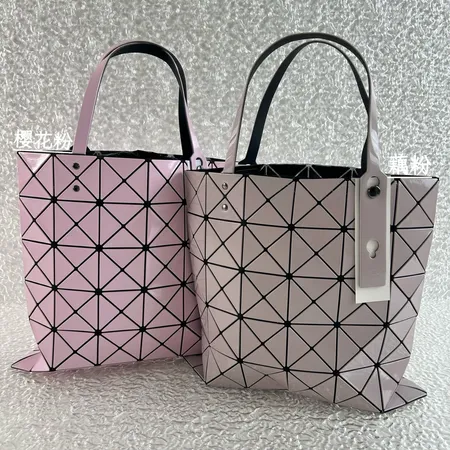 イッセイ ミヤケ ハンドバッグ